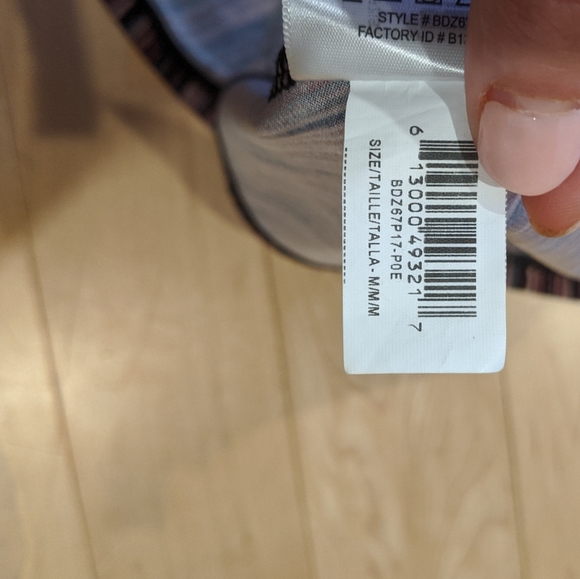 BCBGeneration - Birchy Striped Mock Neck D… - Picture 8 of 9